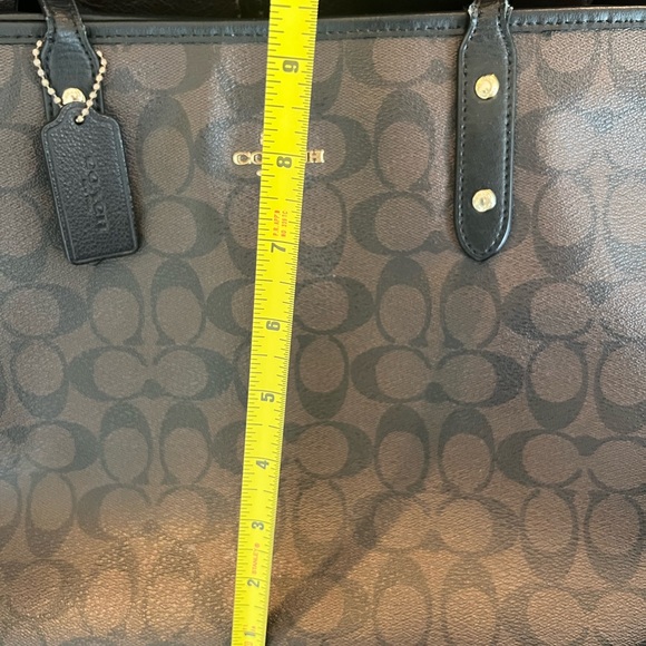 Coach Bag. Perfect size tote and gorgeous brown, black & gold. - Picture 10 of 16